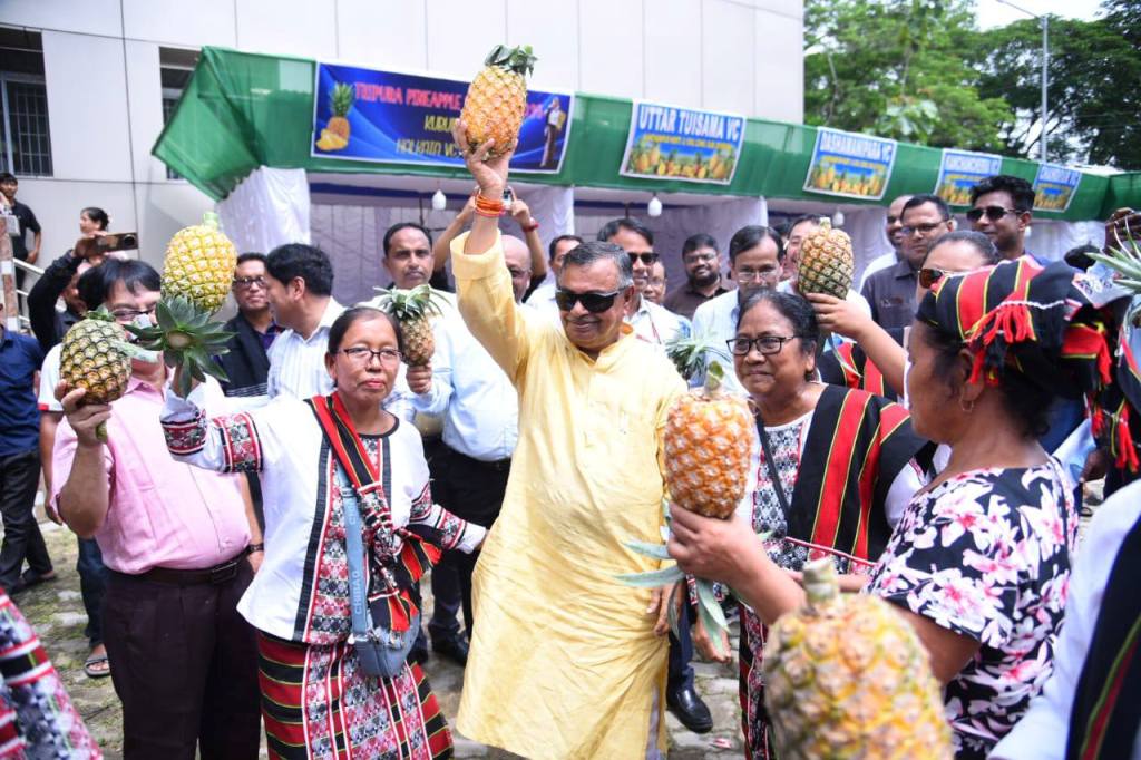 ন্যারামেকের ধাঁচে ফল প্রক্রিয়াকরণের কারখানা স্থাপনের প্রচেষ্টা চালাচ্ছে সরকার : কৃষিমন্ত্রী