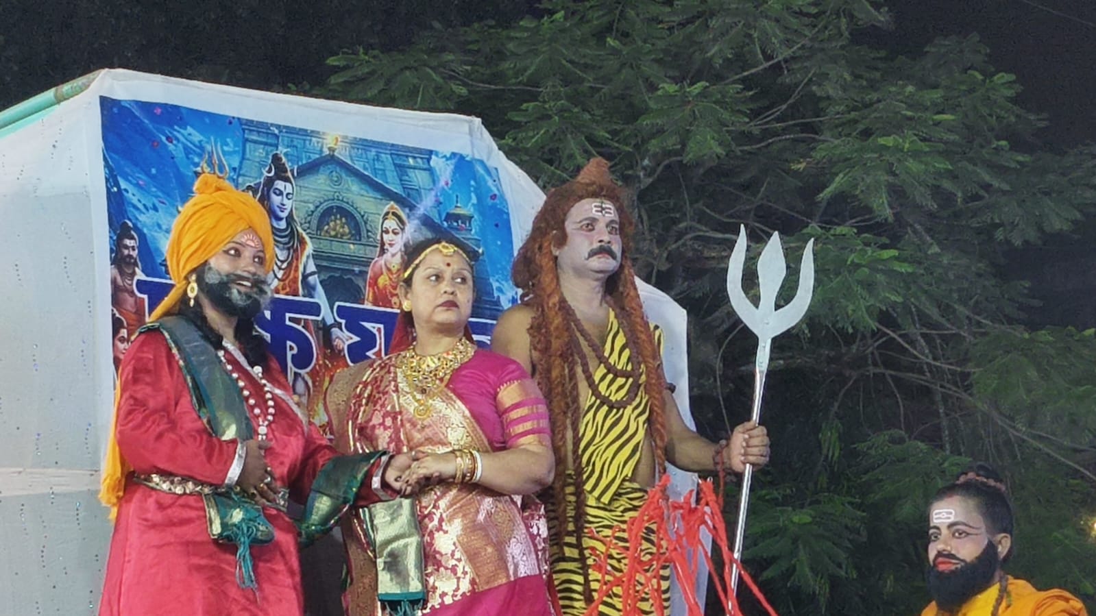 তেলিয়ামুড়ার কার্নিভালে ব্যাপক লোক সমাগম 