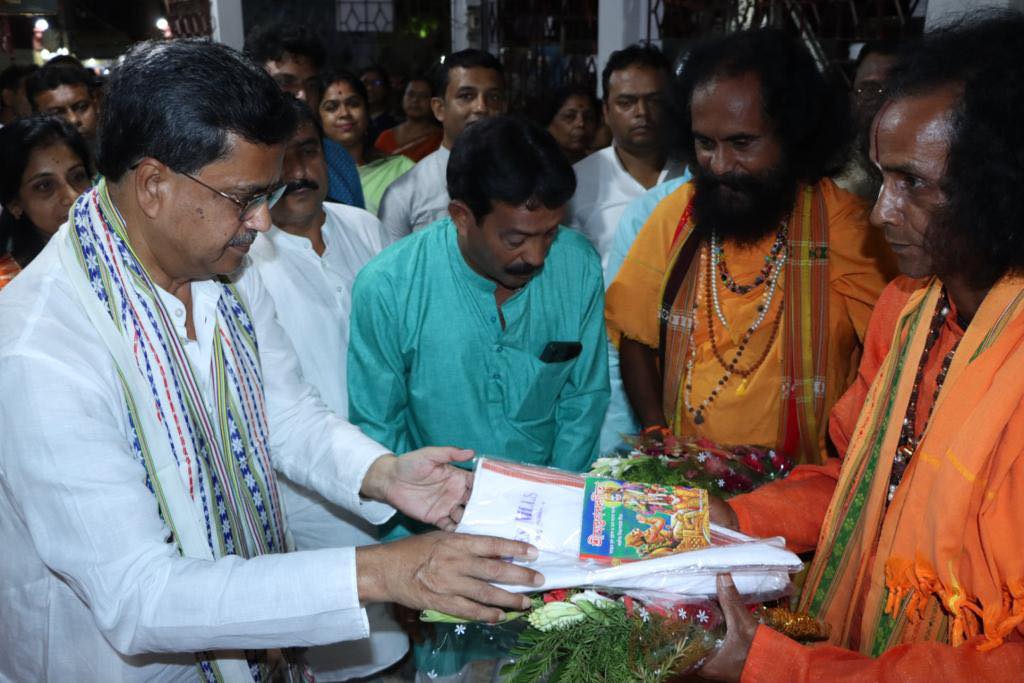 শিববাড়িতে মহাকাল অনুষ্ঠানে মুখ্যমন্ত্রী