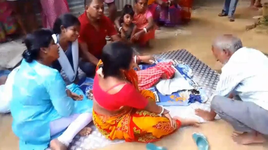 পুকুরের জলে ডুবে দুই বছরের শিশুর মর্মান্তিক মৃত্যু