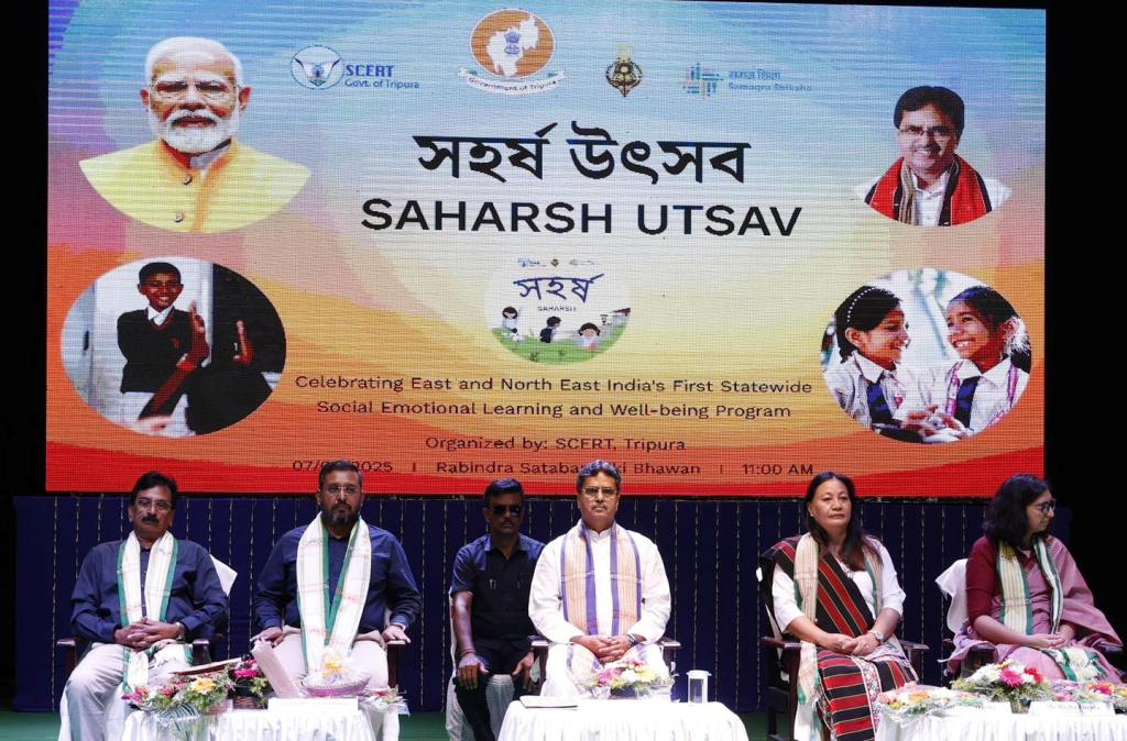 শিশুদের সুপ্ত প্রতিভাগুলিকে তুলে ধরতে শিক্ষিকদের গুরুত্বপূর্ণ ভূমিকা নিতে হবে : মুখ্যমন্ত্রী