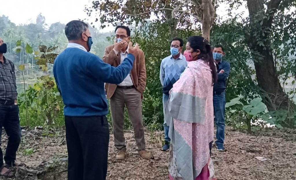 পুরবাসীর জলের সংকট দূরীকরণে ময়দানে বিধায়িকা 