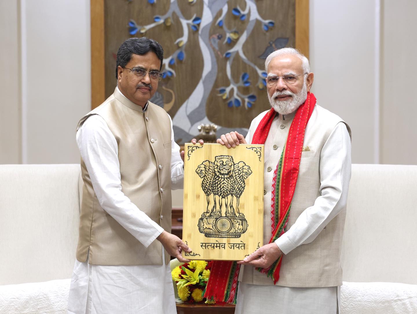 প্রধানমন্ত্রীর সঙ্গে সাক্ষাৎ মুখ্যমন্ত্রীর