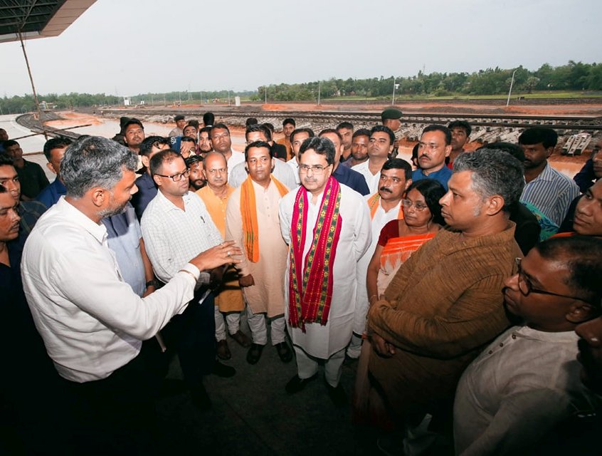 বিকাশ তীর্থ কর্মসূচিতে মুখ্যমন্ত্রী