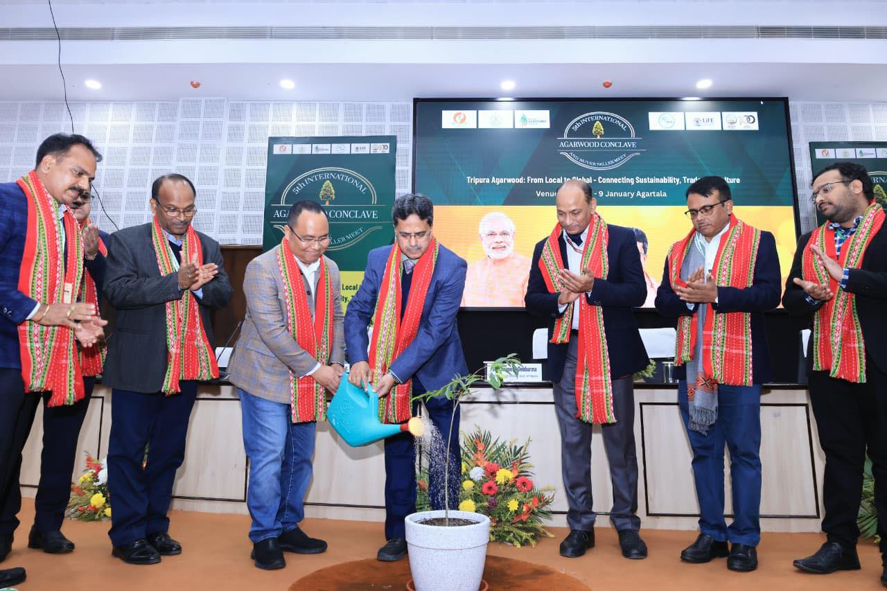 আন্তর্জাতিক আগর উড কনক্লেভ ও ক্রেতা বিক্রেতা বৈঠকে মুখ্যমন্ত্রী 