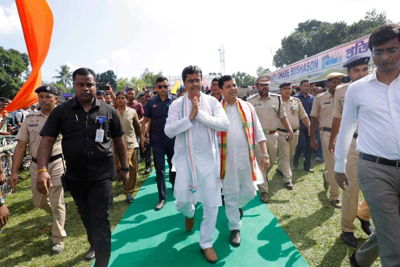 মানুষের মৌলিক পরিষেবাগুলি পৌঁছে দেওয়াই মূল লক্ষ্য সরকারের