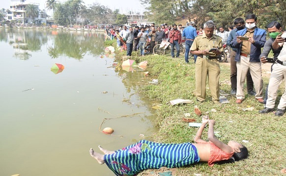 জলাশয়ে মহিলার মৃতদেহ উদ্ধার, তদন্তে পুলিশ