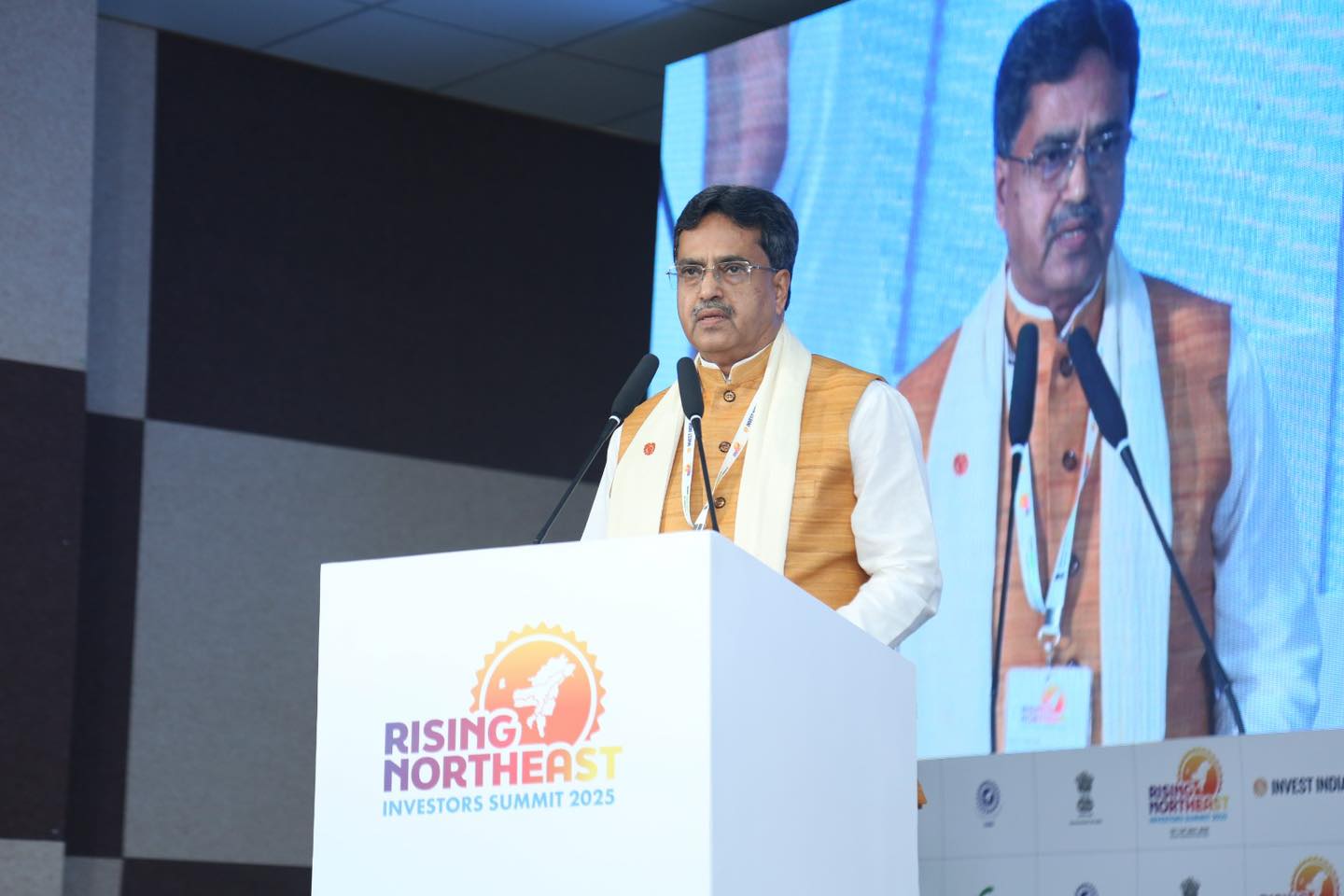 কৃত্রিম বুদ্ধিমত্তা ও ৫জি প্রযুক্তি প্রবৃদ্ধি, উদ্ভাবন এবং সমৃদ্ধির পথপ্রদর্শক : মুখ্যমন্ত্রী