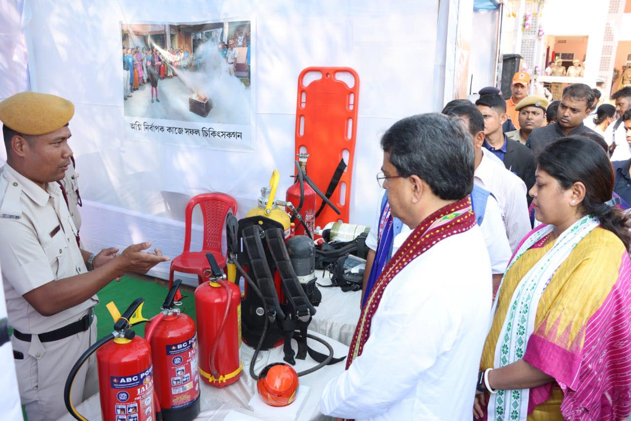 অগ্নি নির্বাপণ ব্যবস্থাপনায় আধুনিকীকরণের উপর গুরুত্ব মুখ্যমন্ত্রীর 