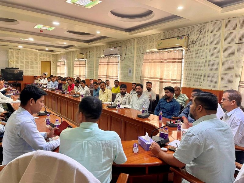 জাতীয় সড়ক সম্প্রসারণের কাজ দ্রুত শেষ করতে নির্দেশ পরিবহণ মন্ত্রীর 
