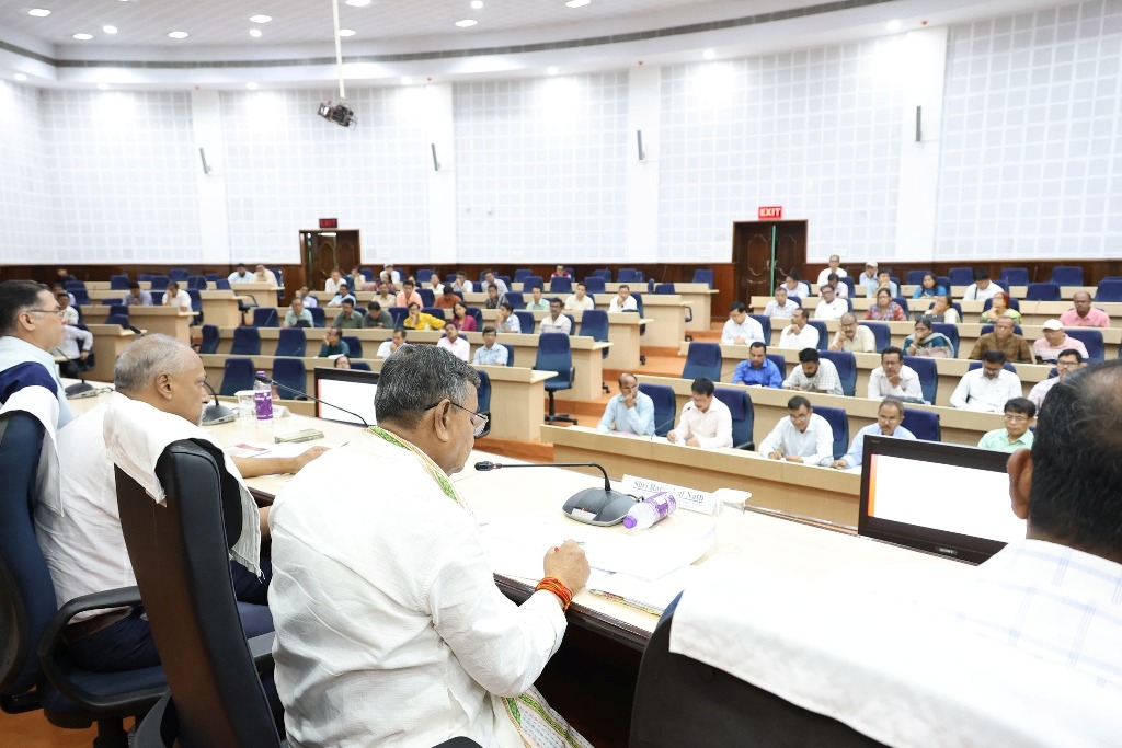 নিগমের বৈঠকে বিদ্যুৎমন্ত্রী