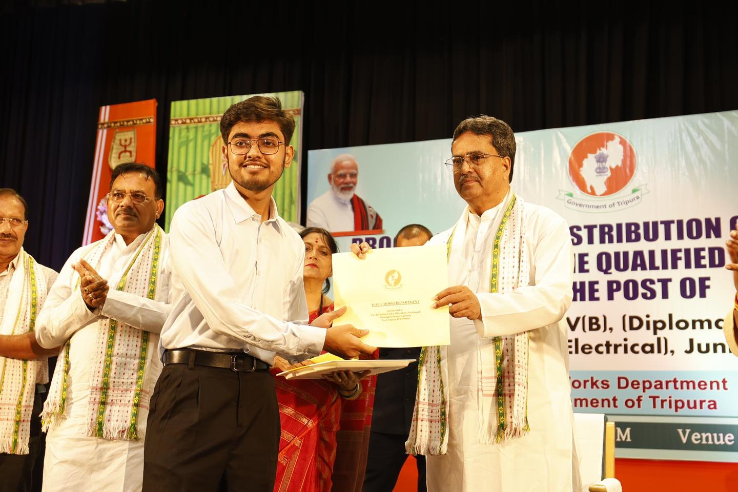 প্রযুক্তির সাথে তাল মিলিয়ে মানুষের কল্যাণে কাজ করতে হবে : মুখ্যমন্ত্রী 