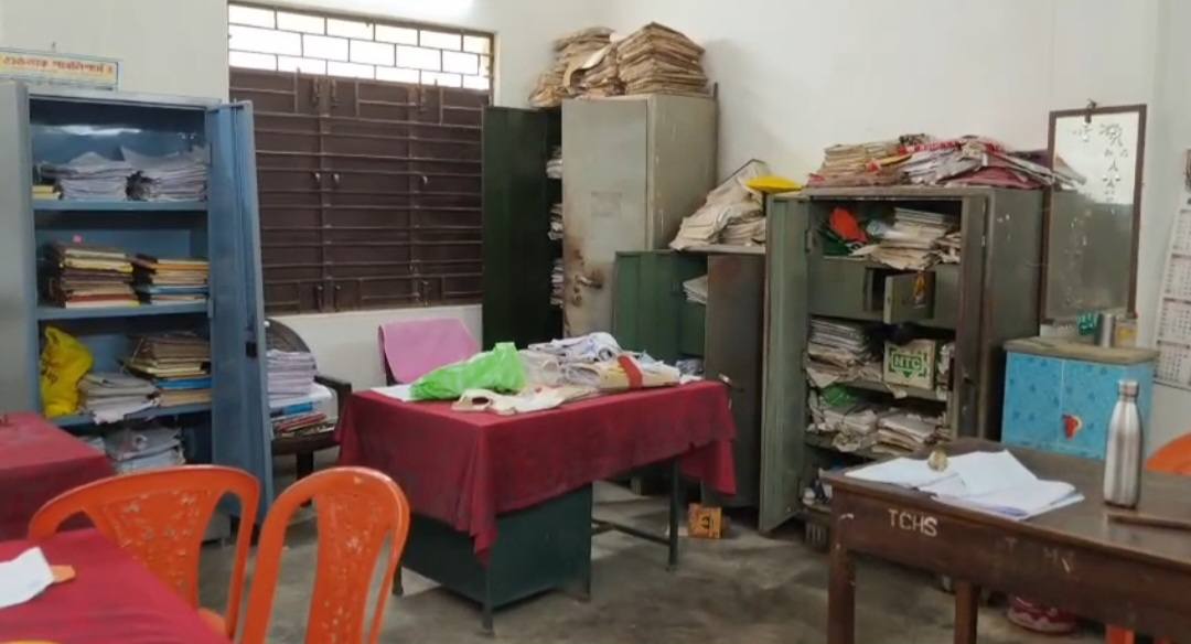 তুইসিন্দ্রাইবাড়ি দ্বাদশ শ্রেণি বিদ্যালয়ে দুঃসাহসিক চুরি