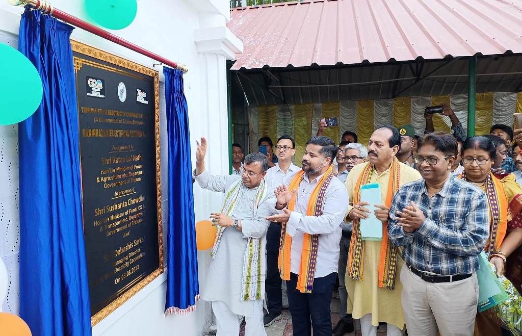 বিদ্যুৎ পরিষেবা স্বাভাবিক রাখতে পরিকাঠামো উন্নয়নে অগ্রাধিকার : রতনলাল 