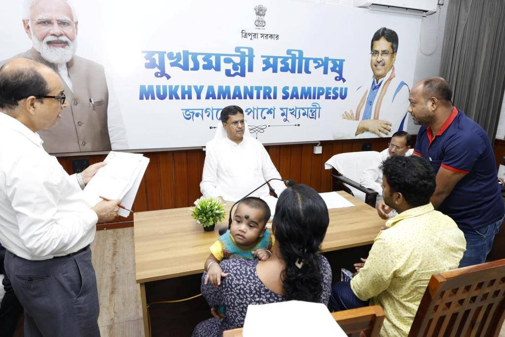 ১০ মাসের অস্মিতার চিকিৎসা সহায়তার প্রতিশ্রুতি মুখ্যমন্ত্রীর