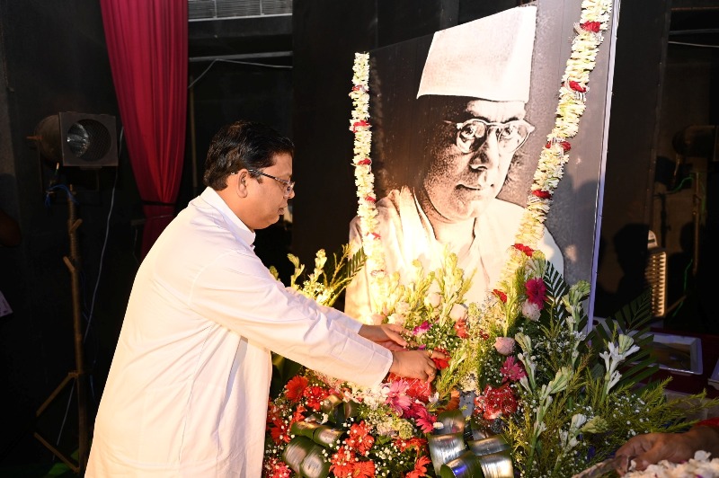 কাজী নজরুল ইসলাম ছিলেন মানবতাবাদী কবি : মন্ত্রী