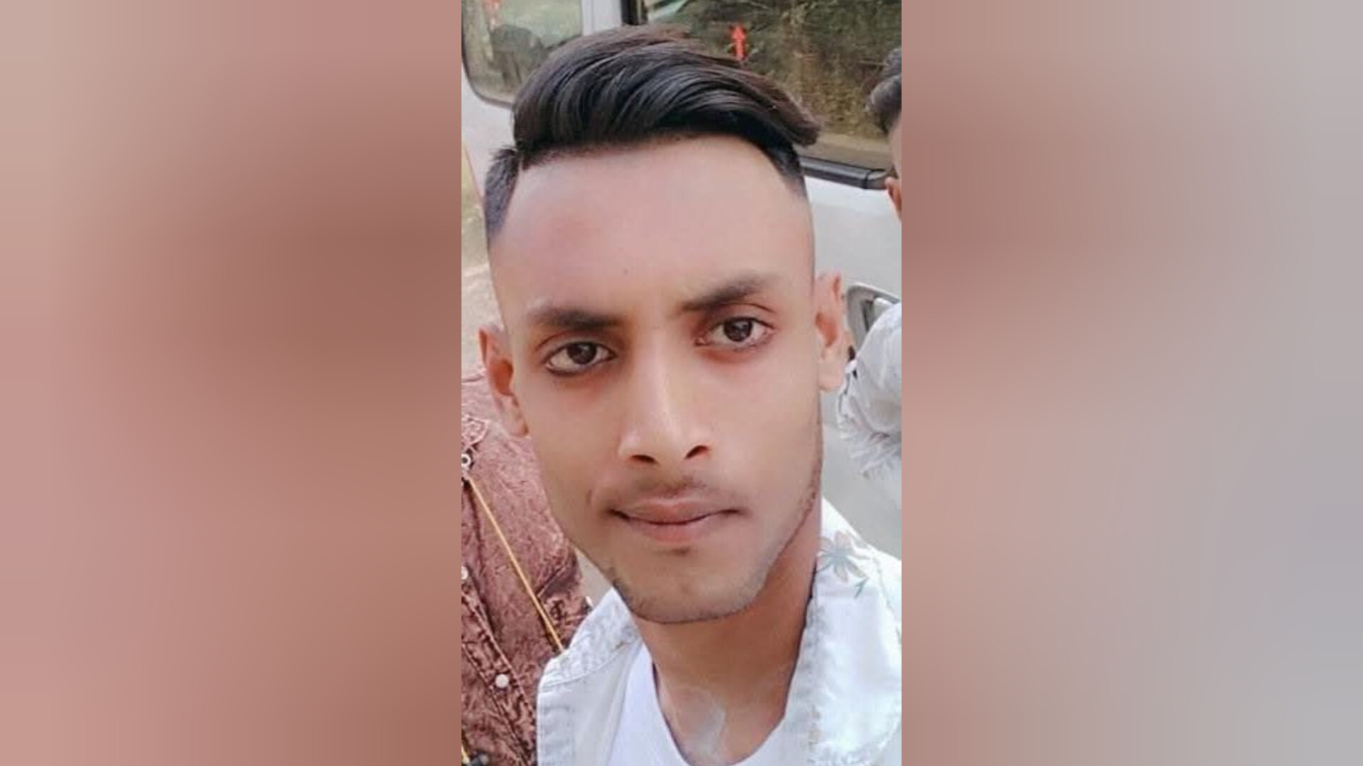 স্বর্ণ পাচারকে কেন্দ্র করে খুন এক পাচারকারী