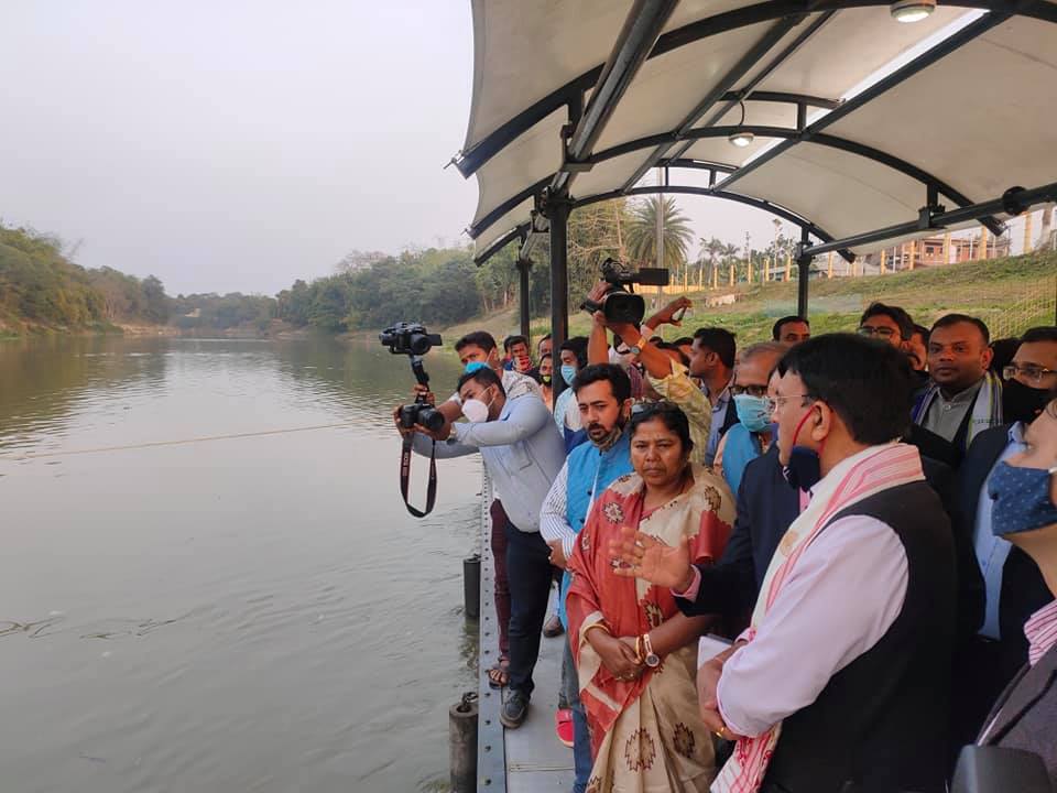 বাংলাদেশের সাথে শীঘ্রই নৌ পরিবহণ : কেন্দ্রীয় মন্ত্রী