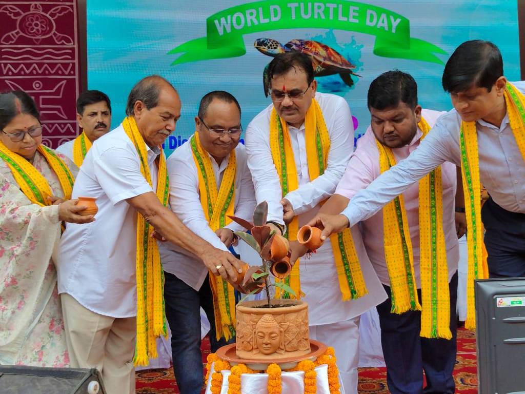 জীব বৈচিত্রকে রক্ষা করে সামাজিক ভারসাম্য বজায় রাখতে হবে : অর্থমন্ত্রী