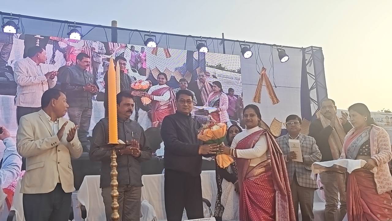 সাব্রুমে রাজ্যভিত্তিক হস্ততাঁত-হস্তকারু মেলার উদ্বোধন