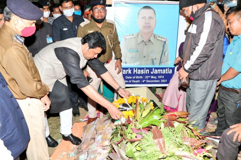 টিএসআর জওয়ানকে শেষ শ্রদ্ধা মুখ্যমন্ত্রীর 