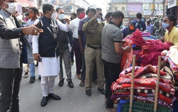 শহরের বেদখলকারীদের বিরুদ্ধে উচ্ছেদ অভিযান