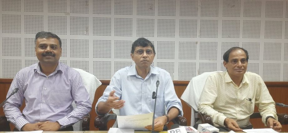 নদীগুলির জলস্তর বিপদ সীমার নিচে : রাজস্ব সচিব