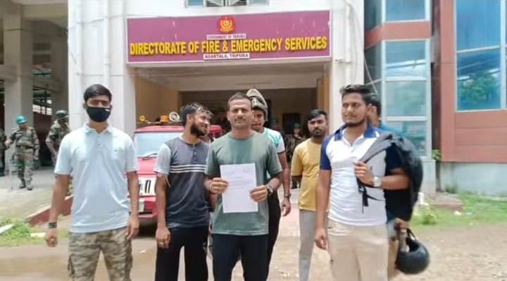 নিয়োগের দাবিতে অধিকর্তার কাছে ডেপুটেশন