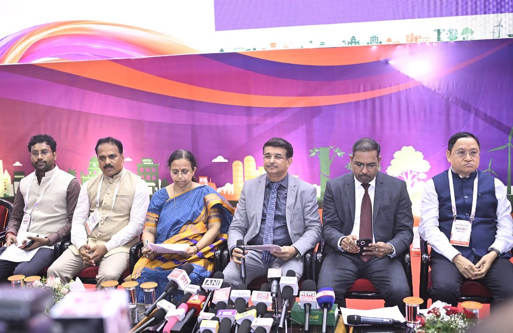 ডেস্টিনেশন ত্রিপুরা বিজনেস কনক্লেভ-এর সমাপ্তি এক লক্ষ কোটি টাকারও বেশি বিনিয়োগের প্রস্তাব