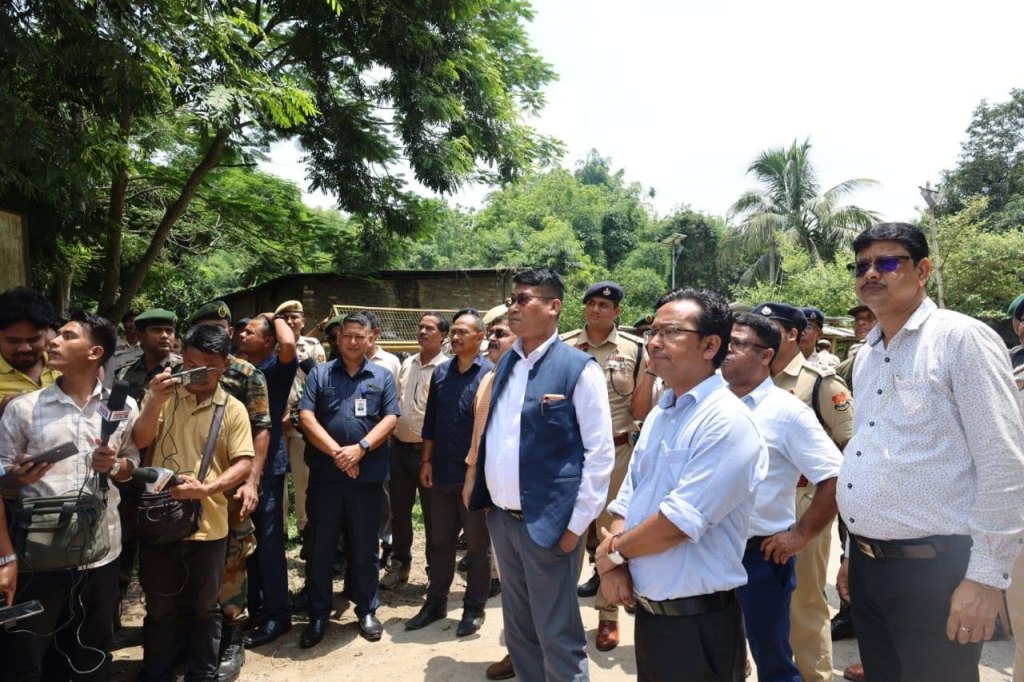 অবরোধ প্রত্যাহার প্রাক্তন জঙ্গিদের