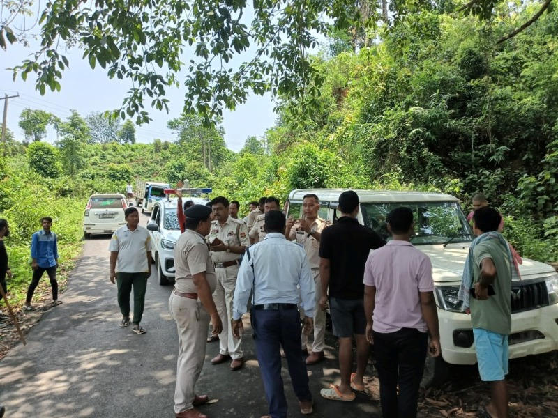 সরকারি নিখোঁজ গাড়ি উদ্ধার