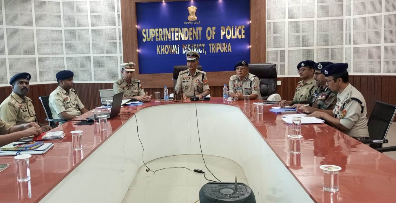 খোয়াইয়ে রুদ্ধদার বৈঠক ডিজিপি'র