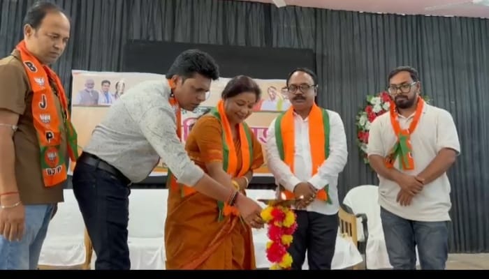 তেলিয়ামুড়ায় বিজেপির সাংগঠনিক বৈঠক, এক দিবসীয় প্রবাসে খোয়াই জেলা সভাপতি সমীর কুমার দাস