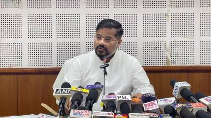 মন্ত্রিসভার বৈঠকে বিভিন্ন দপ্তরে ১০৭টি পদে নিয়োগের সিদ্ধান্ত : পর্যটনমন্ত্রী