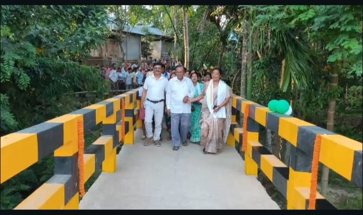 তেলিয়ামুড়ার উন্নয়নে আরো একটি পালক, বিধায়িকার হাত ধরে উদ্বোধন ফুড ব্রিজের