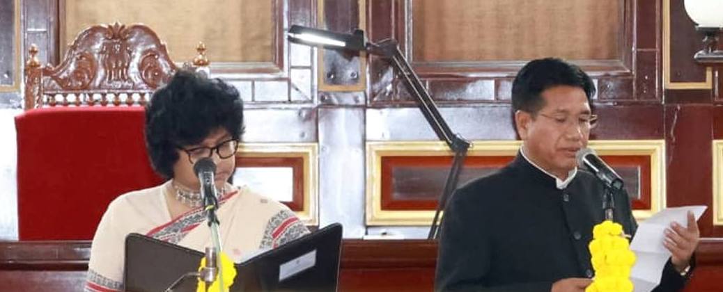 ত্রিপুরা উপজাতি এলাকা স্বশাসিত জেলা পরিষদের ২৪ জন সদস্যের শপথগ্রহণ 