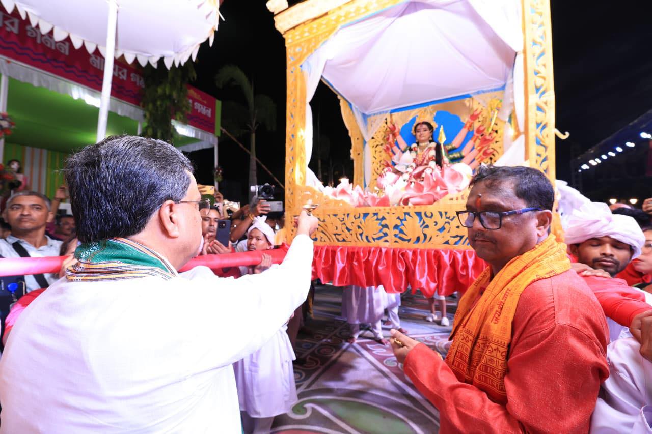রাজ্যে শিল্প সংস্কৃতি, সাহিত্যের বিকাশ ও চর্চা আরো বেশি করা সরকারের অন্যতম লক্ষ্য : মুখ্যমন্ত্রী রাজ্যে শিল্প সংস্কৃতি, সাহিত্যের বিকাশ ও চর্চা আরো বেশি করা সরকারের অন্যতম লক্ষ্য : মুখ্যমন্ত্রী