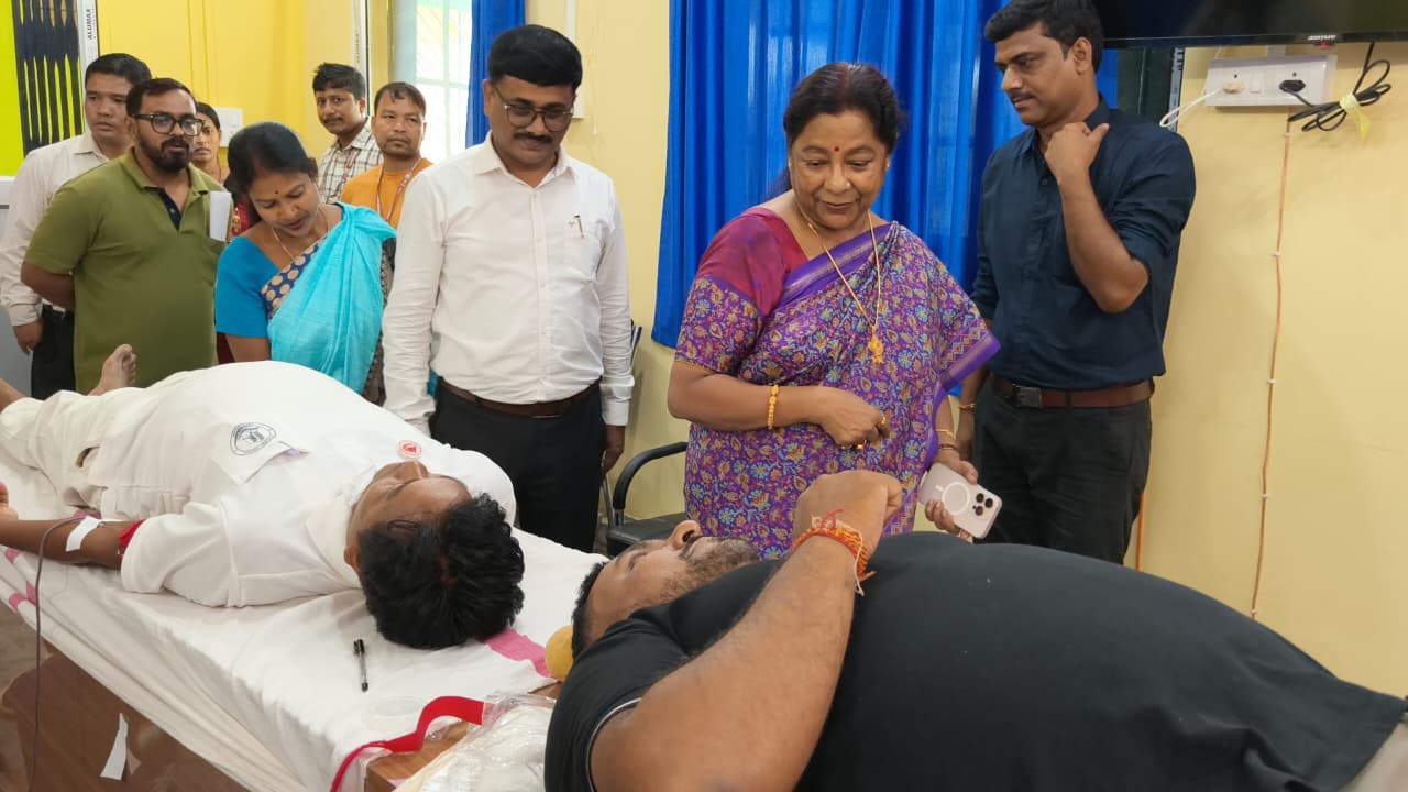 মোদির জন্মদিন ঘিরে তেলিয়ামুড়ায় সেবামূলক কর্মসূচি, ‘সেবাই সংকল্প অভিযান’-এ স্বেচ্ছায় রক্তদান