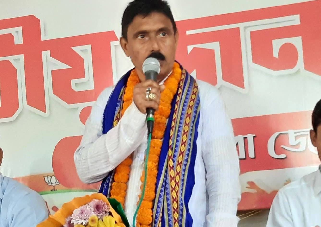 ধর্মনগরে বিজেপি প্রার্থী জহর চক্রবর্তী