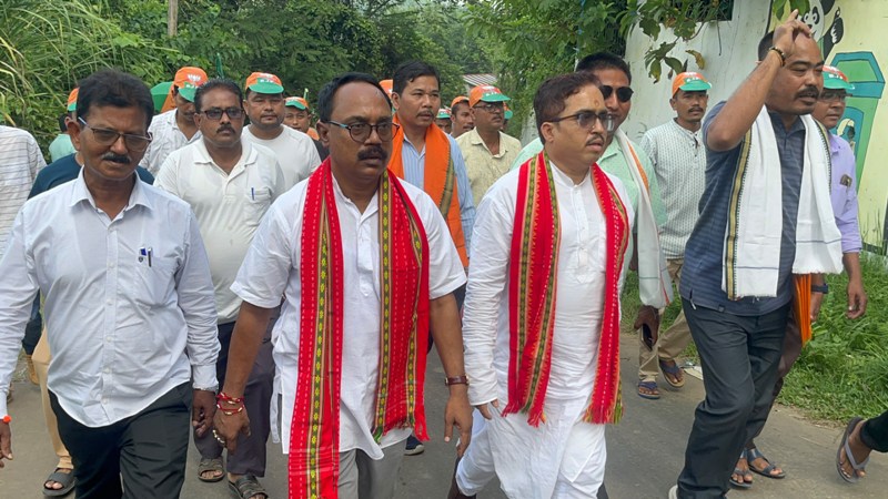 মনোনয়নের শেষ দিনে চাম্পাহাওড়ে এনডিএ-র মিছিল