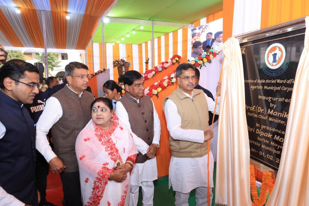 রাজ্য সরকার মানুষের কাছে সমস্ত মৌলিক পরিষেবা পৌঁছে দিতে বদ্ধপরিকর : মুখ্যমন্ত্রী 