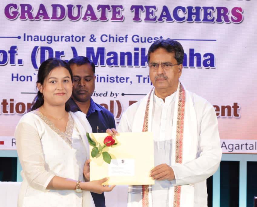রাজ্য সরকার দ্রুত বিভিন্ন দপ্তরের শূন্যপদগুলি পূরণের চেষ্টা করছে : মুখ্যমন্ত্রী 