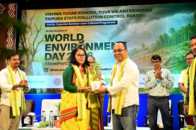 আগামী প্রজন্মের জন্য একটি সবুজ ও বাসযোগ্য পৃথিবী গড়ে তুলতে আহ্বান বনমন্ত্রীর 