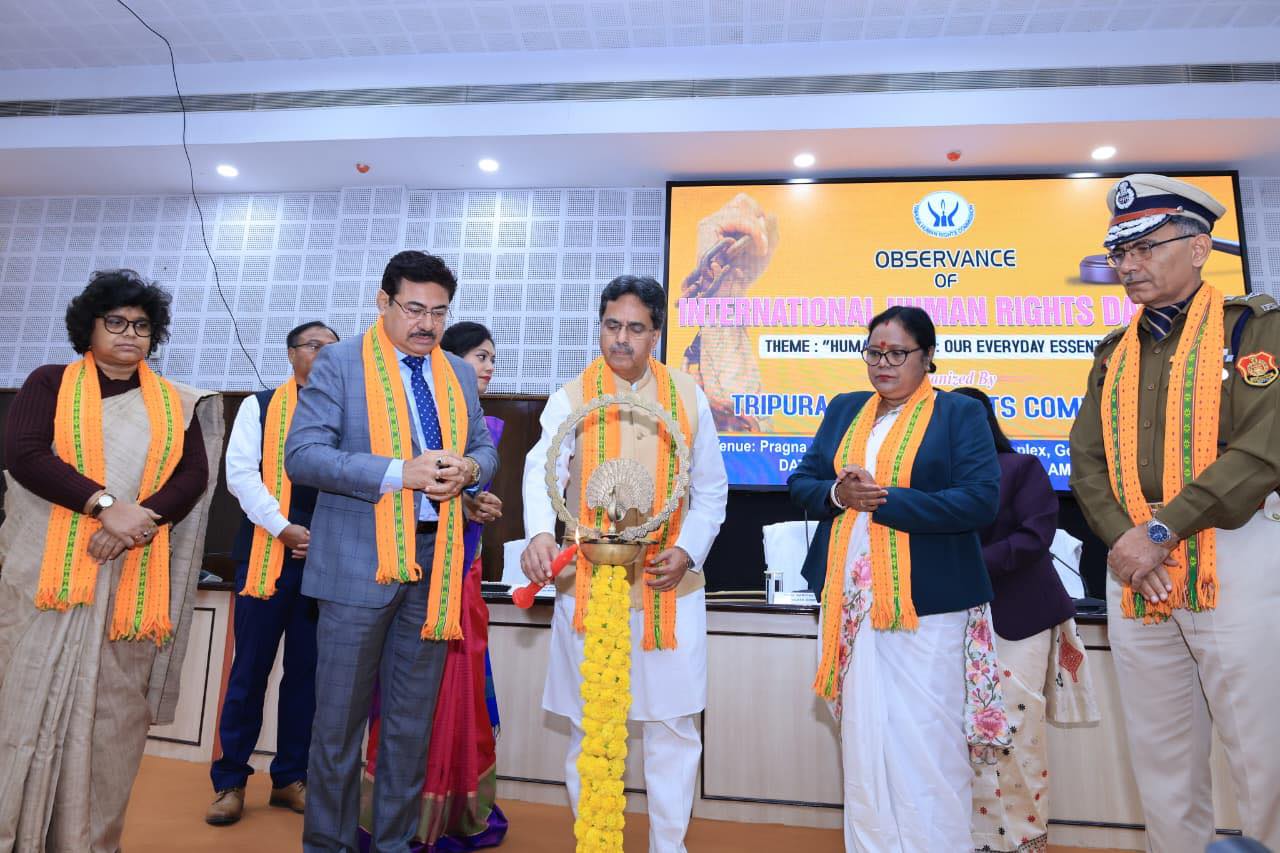 মানবাধিকার রক্ষায় প্রত্যেককে মননে, আচরণে, চেতনায় মূল্যবোধ জাগ্রত করতে হবে : মুখ্যমন্ত্রী 