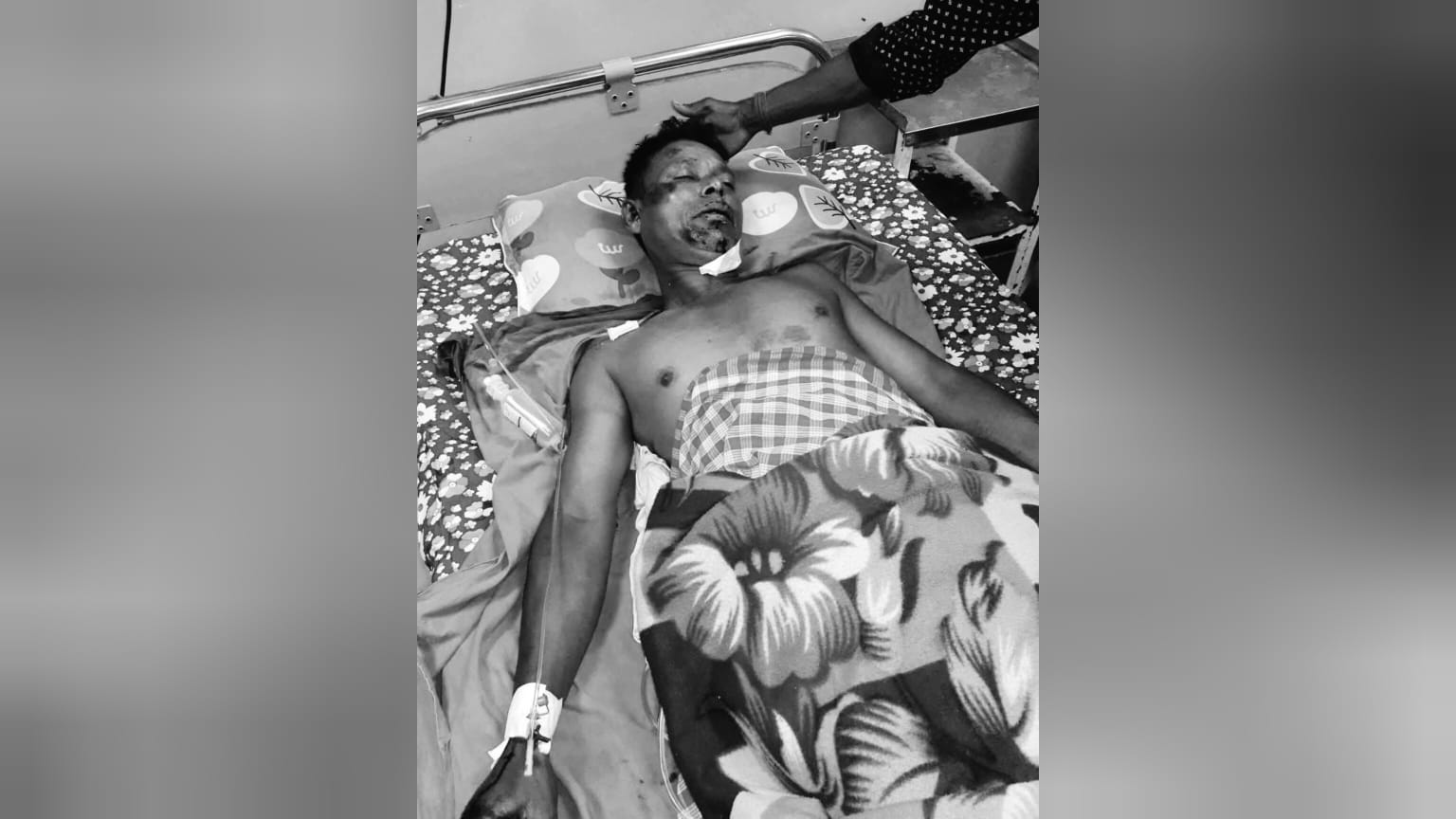 যান সন্ত্রাসের বলি আচার বিক্রেতা 